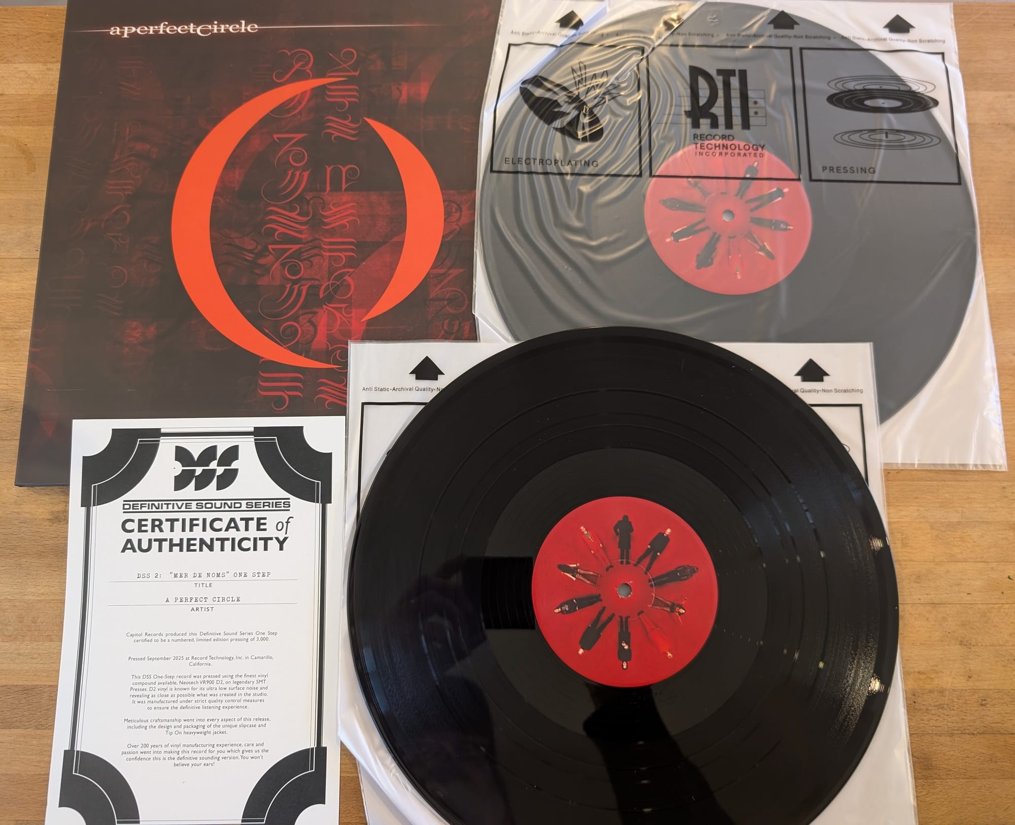 Contents of the A Perfect Circle DSS one-step.